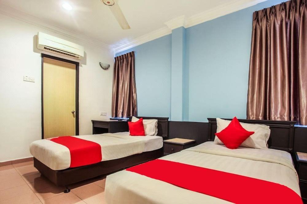 Hotel Home 88 Teluk Intan Exterior photo