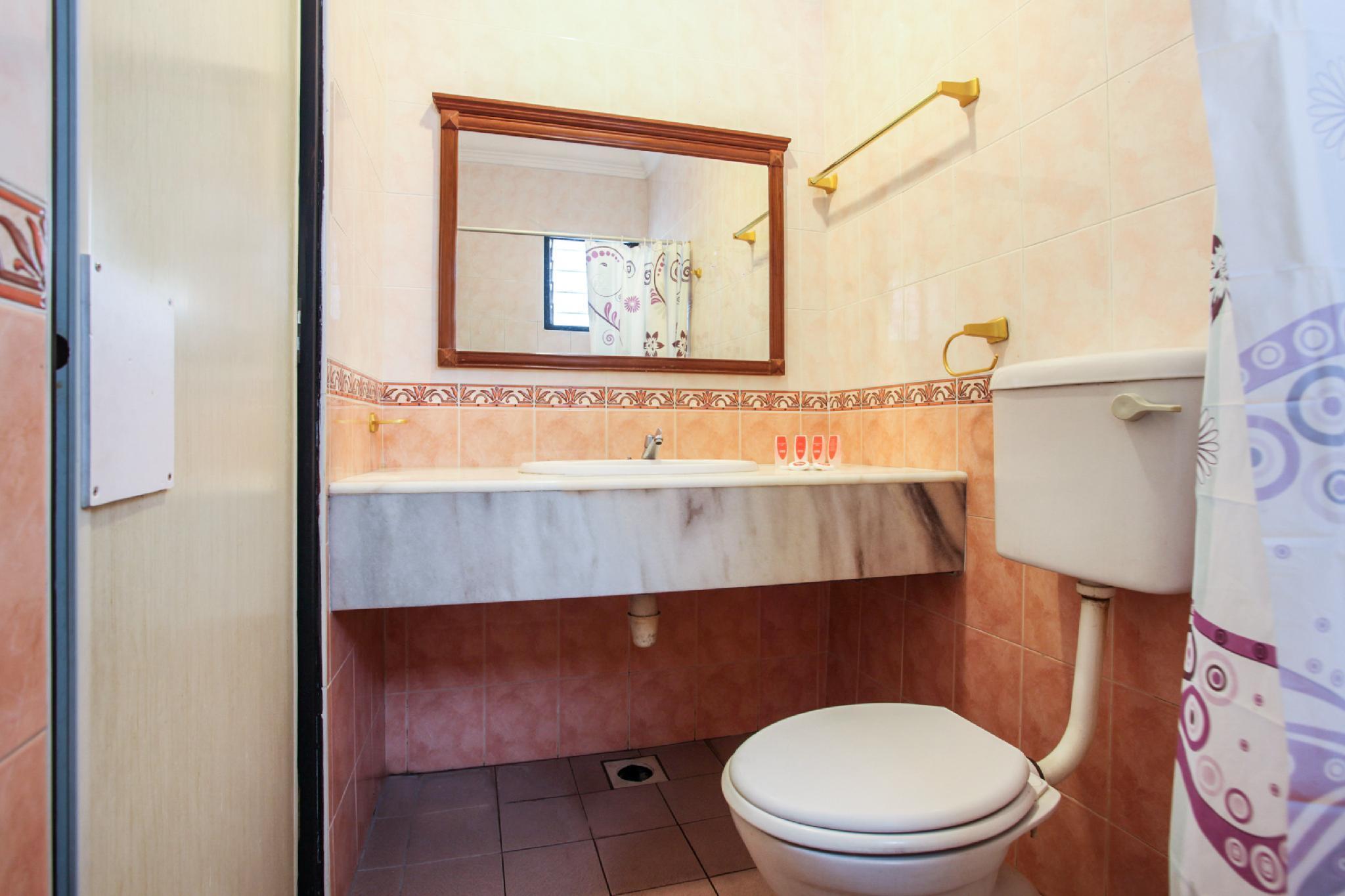 Hotel Home 88 Teluk Intan Exterior photo