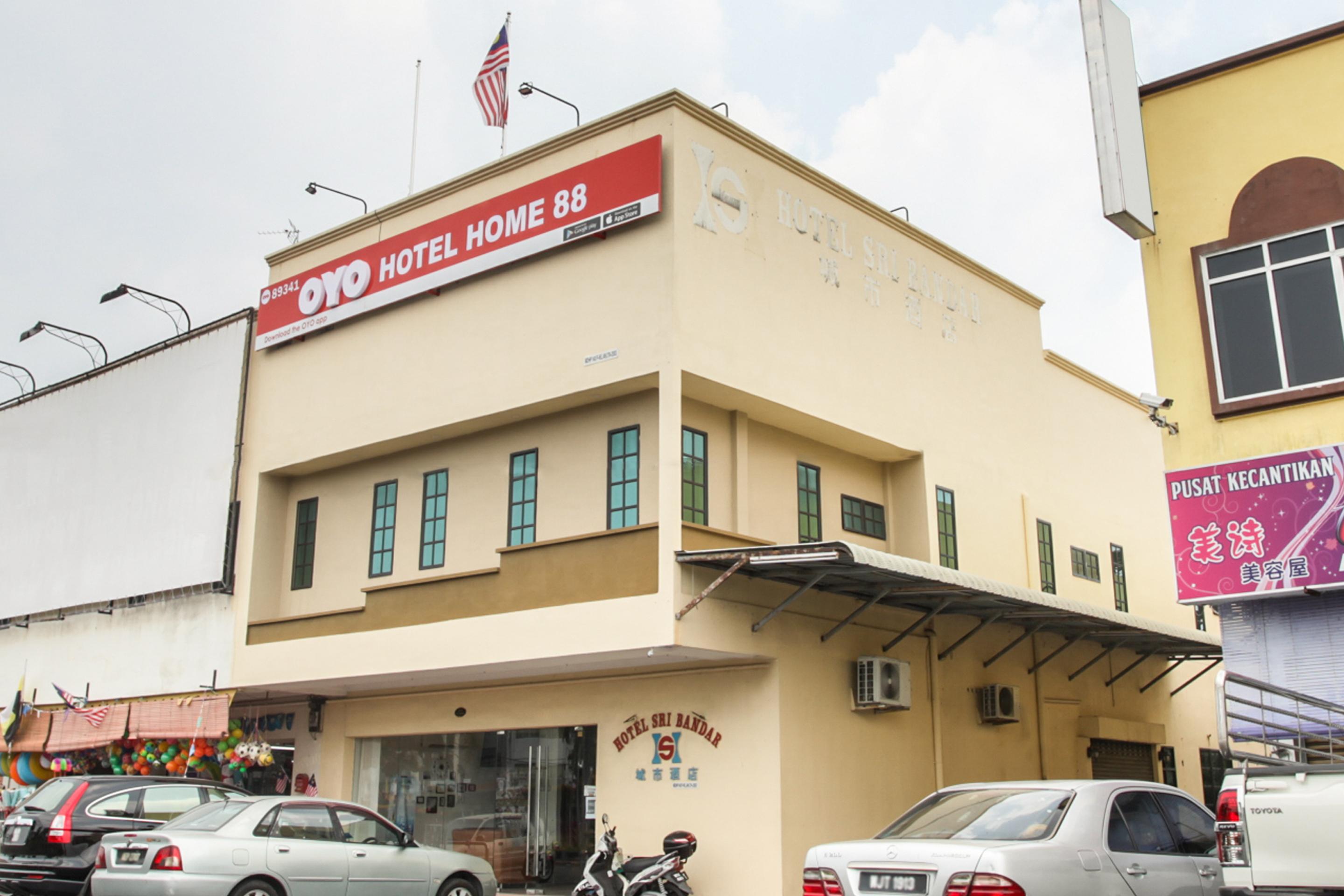 Hotel Home 88 Teluk Intan Exterior photo